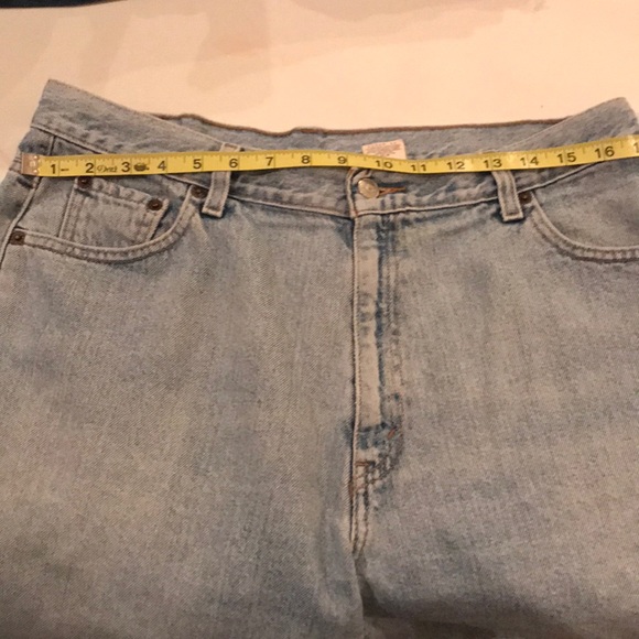Levi’s jean shorts size 16 - Picture 6 of 6